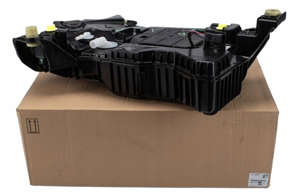 ZBIORNIK MOCZNIKA ADBLUE P 308 1682619580 ORYGINAŁ