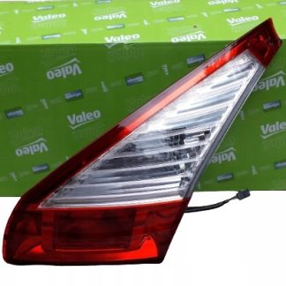 RENAULT MEGANE III 2008 - LAMPA W KLAPĘ PRAWA TYŁ 265500009R ZAM Valeo