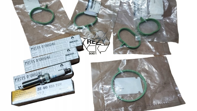 Zestaw świec i uszczelek kolektora 1,6 16V H4M ORG