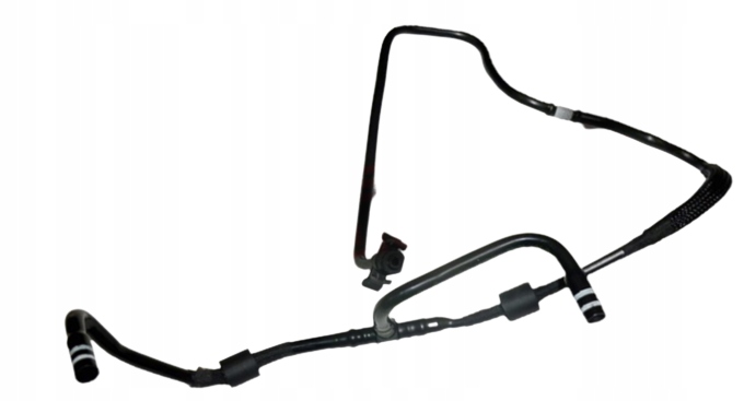 PRZEWÓD WODY ZBIORNIKA WYRÓWNAWCZEGO BOXER 3.0HDI 1388179080