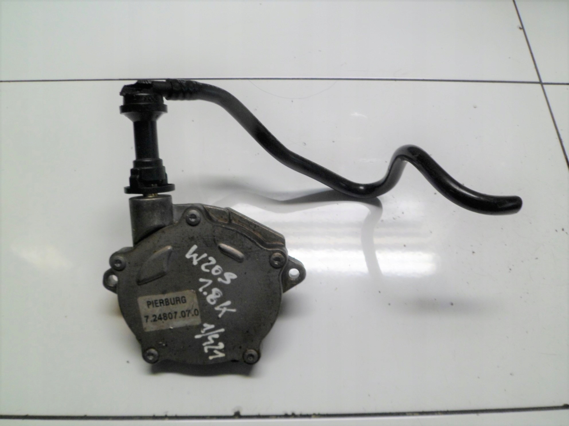 Mechaniczna pompa próżniowa PIERBURG 7.24807.07.0